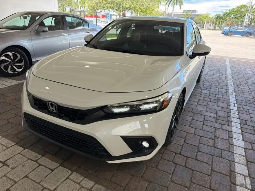 2022 Honda Civic Sport Touring Hatchback photo 1