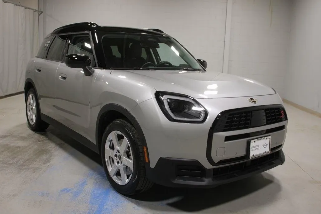 2025 Mini Countryman S ALL4 photo 1