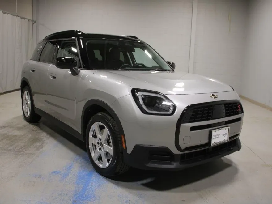 2025 Mini Countryman S ALL4 photo 1