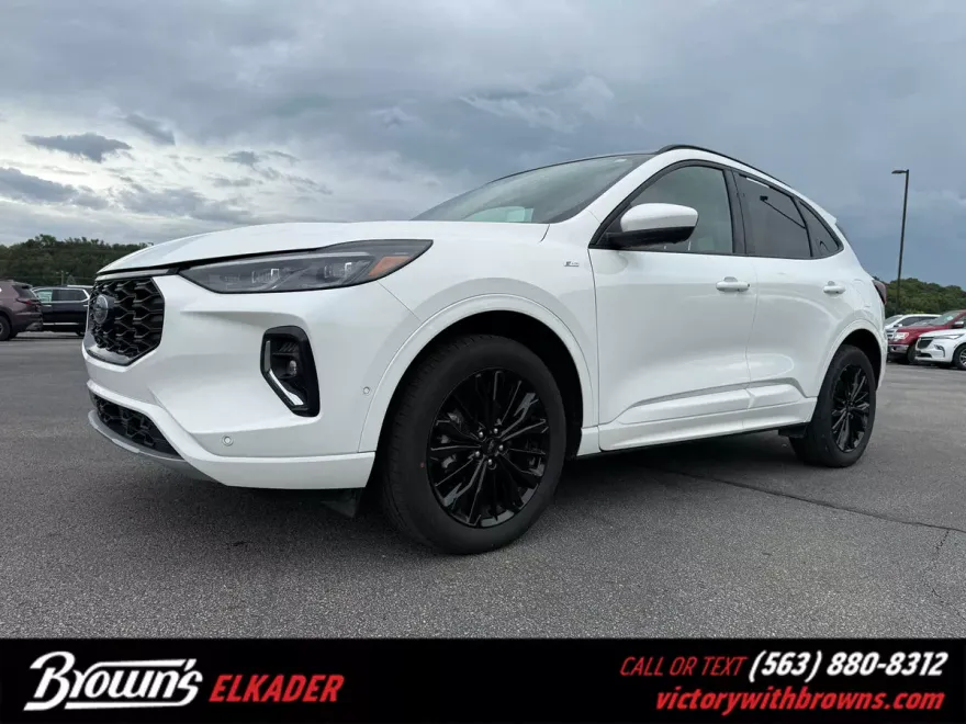 2023 Ford Escape ST-Line Elite photo 1