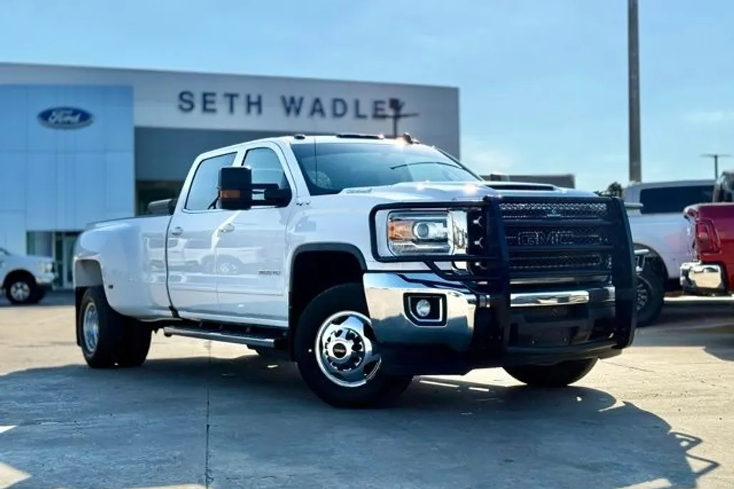 2017 Gmc Sierra SLE photo 1