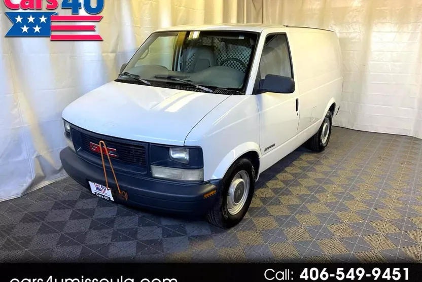 1999 Gmc Safari Cargo photo 1