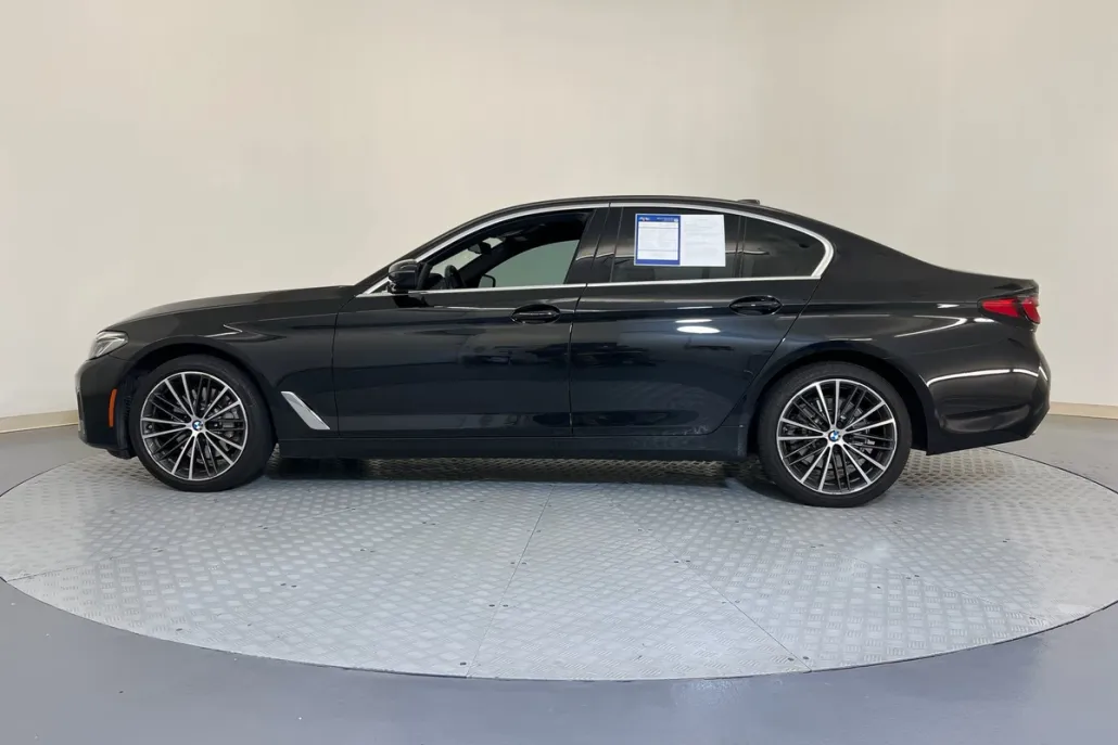 2023 Bmw 530i photo 1
