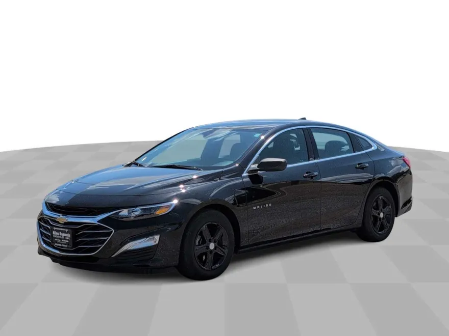 2023 Chevrolet Malibu LS photo 1