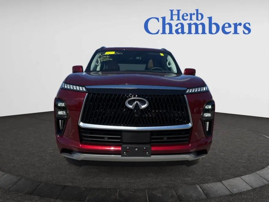 2025 Infiniti QX80 Luxe photo 1