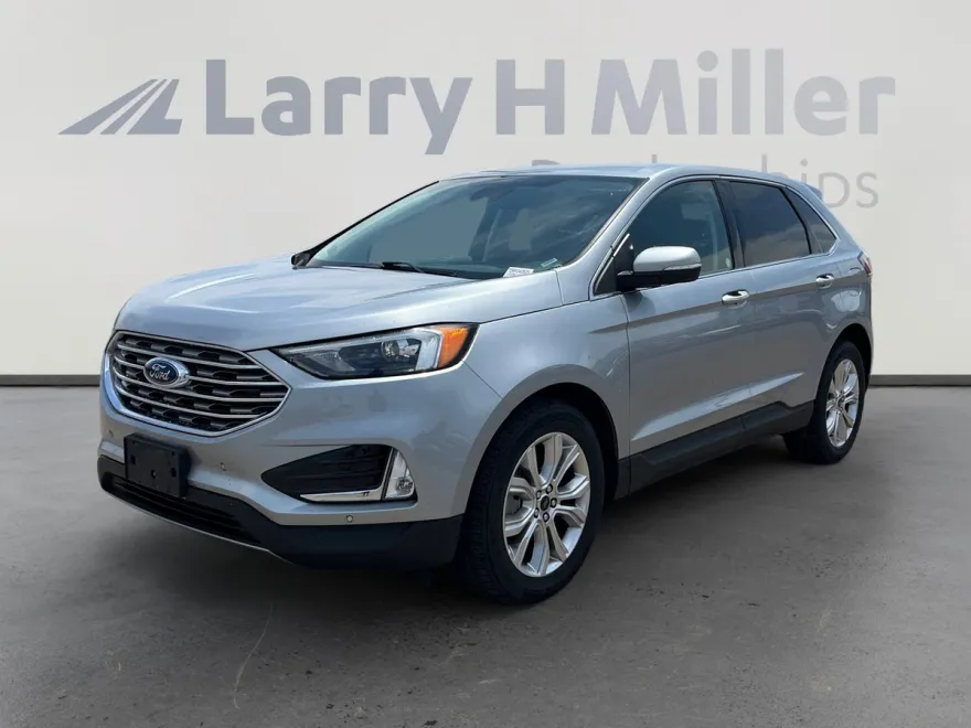 2024 Ford Edge Titanium photo 1