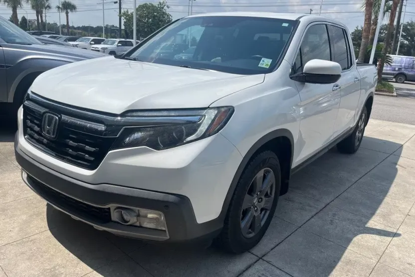 2020 Honda Ridgeline RTL-E photo 1