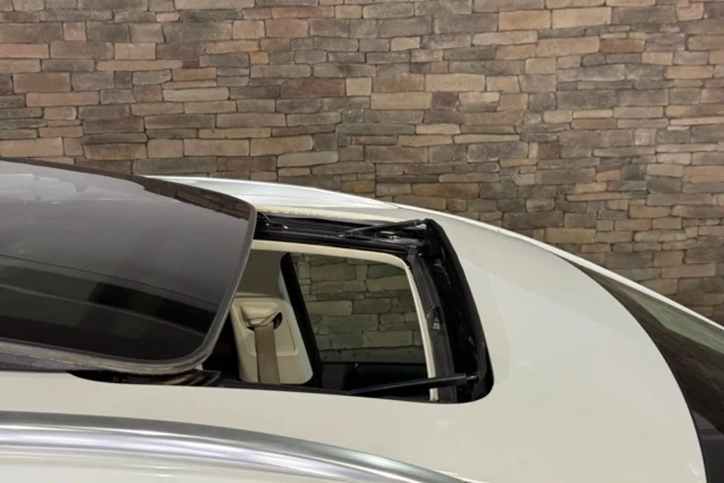 2022 Buick Enclave Avenir photo 1