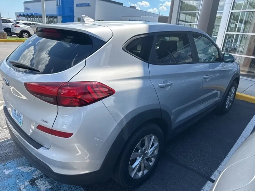 2019 Hyundai Tucson SE photo 1