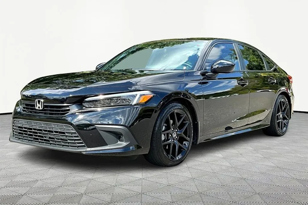 2024 Honda Civic Sport photo 1