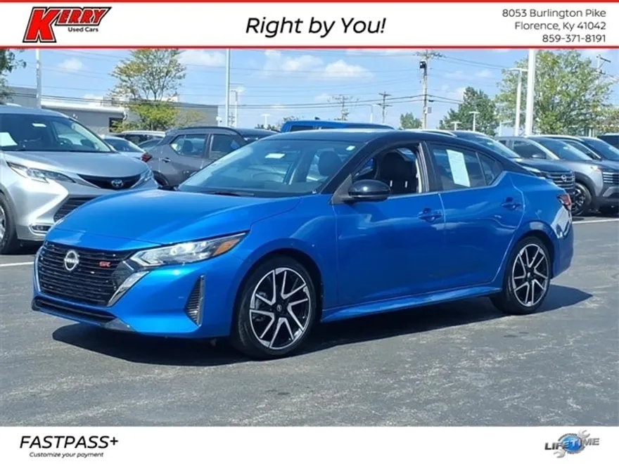 2024 Nissan Sentra SR photo 1
