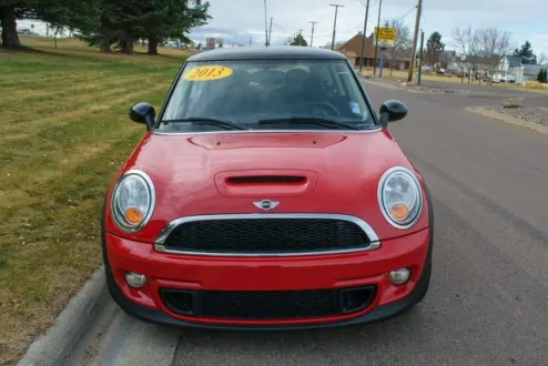 2013 Mini Cooper S Hardtop photo 2