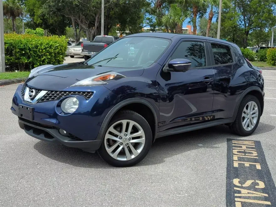 2015 Nissan Juke SL photo 1