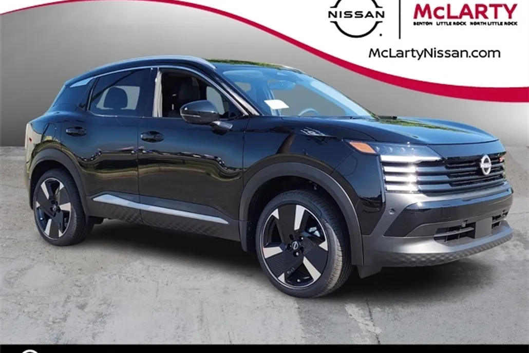2025 Nissan Kicks SR photo 1