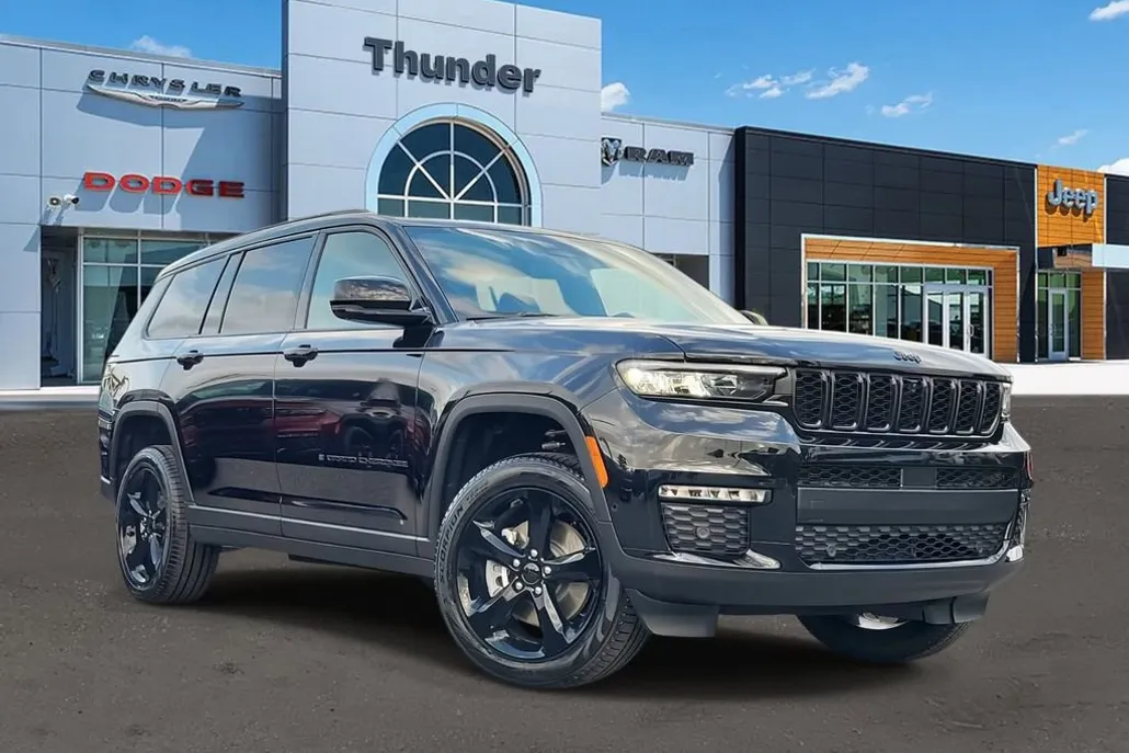 2025 Jeep Grand Cherokee L photo 1