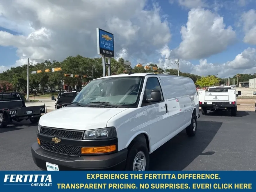 2024 Chevrolet Express Cargo 2500 photo 1