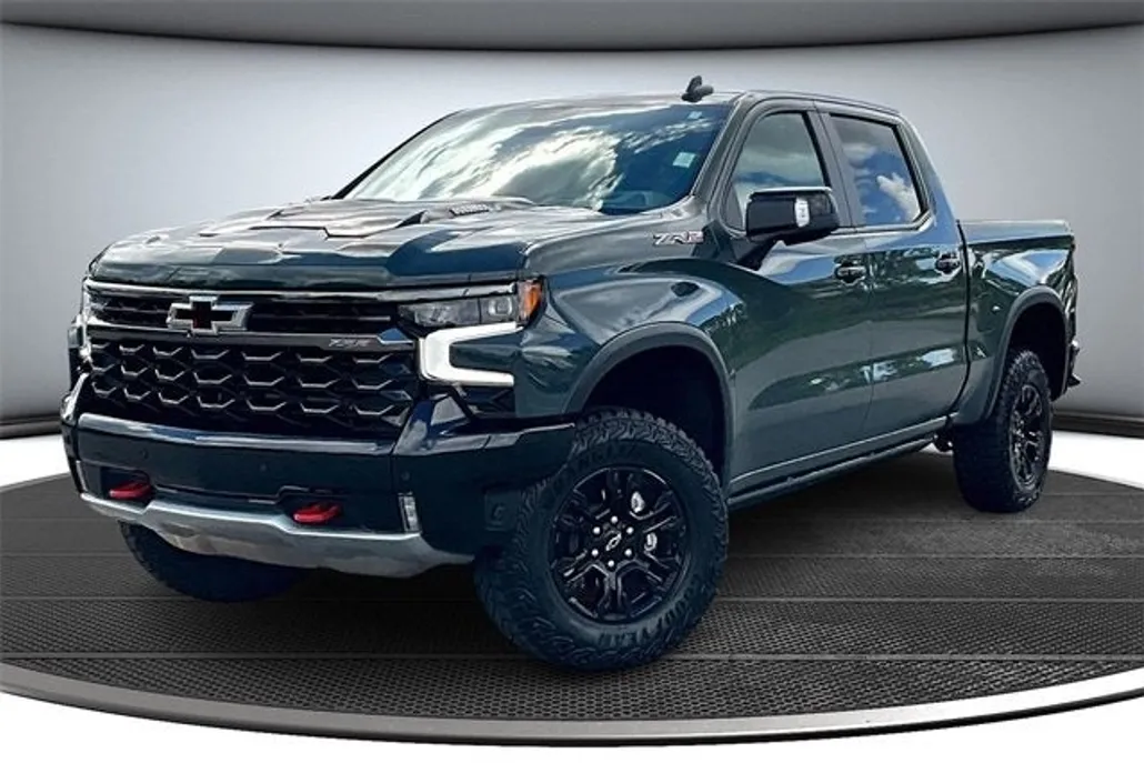 2025 Chevrolet Silverado 1500 ZR2 photo 1