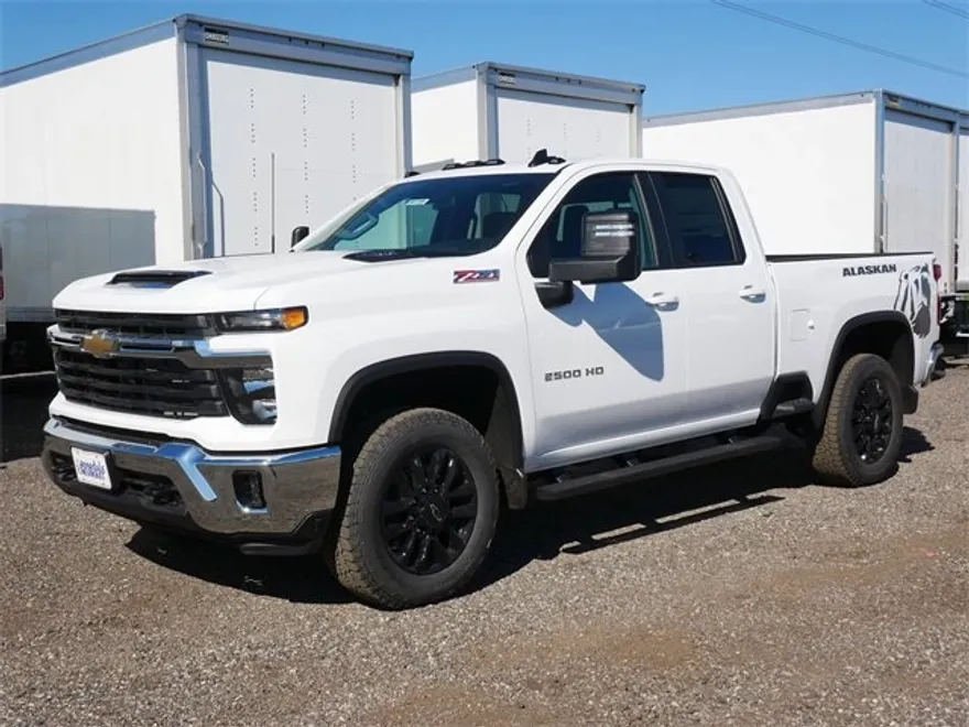 2026 Chevrolet Silverado 2500HD LT photo 1