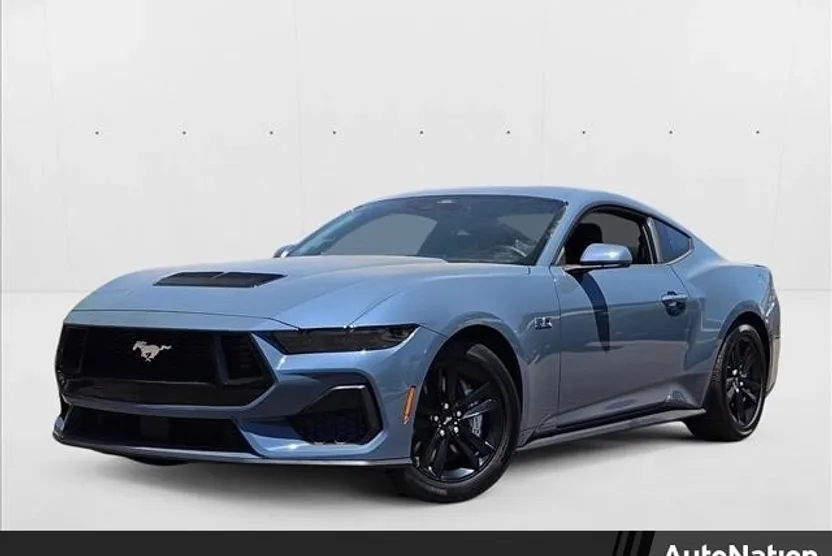 2025 Ford Mustang GT photo 1