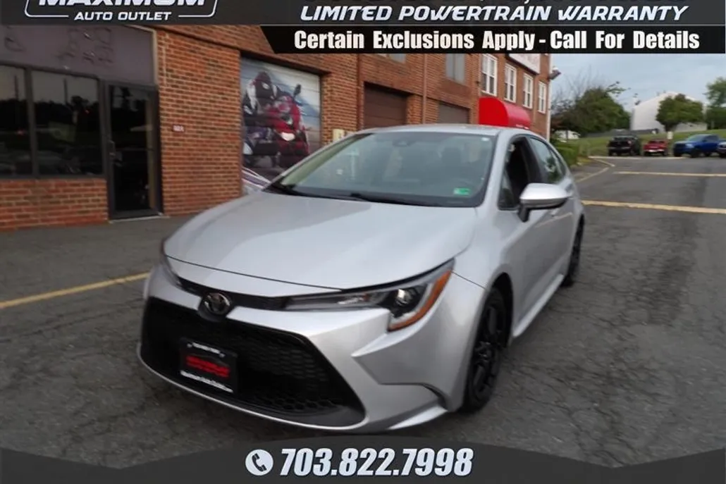 2021 Toyota Corolla LE photo 1