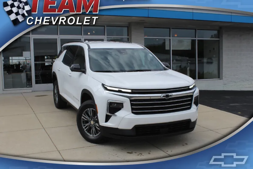 2026 Chevrolet Traverse photo 1