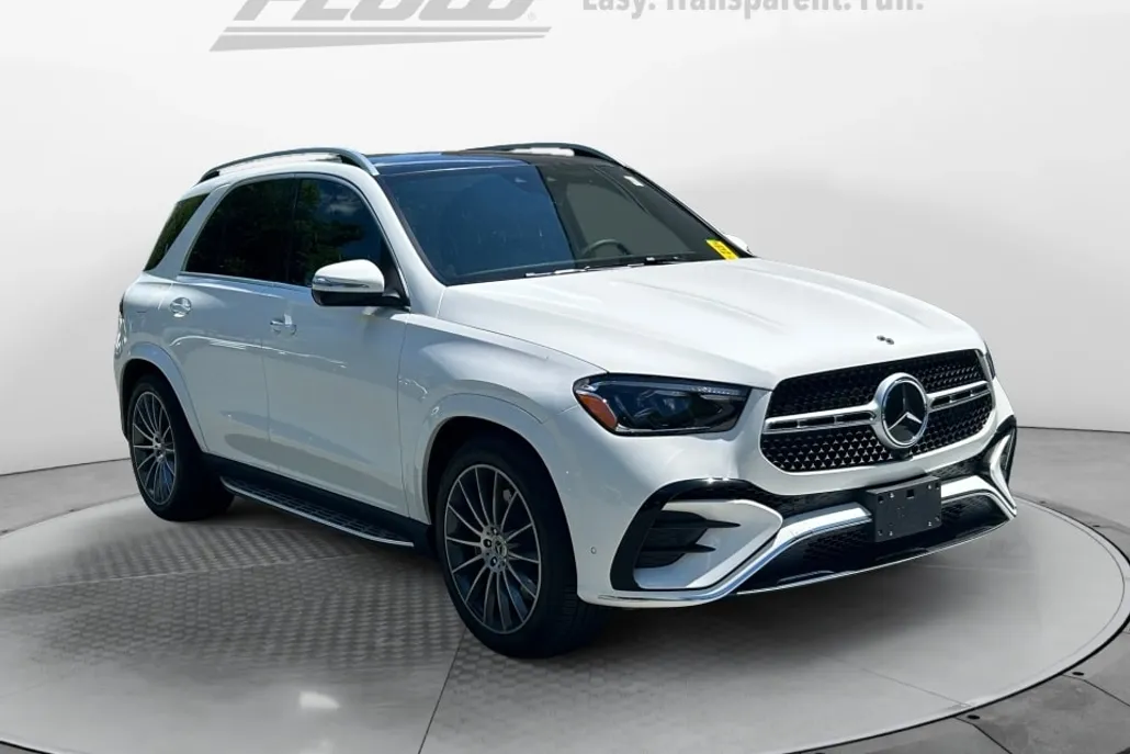 2025 Mercedes Benz GLE 580 4MATIC photo 1