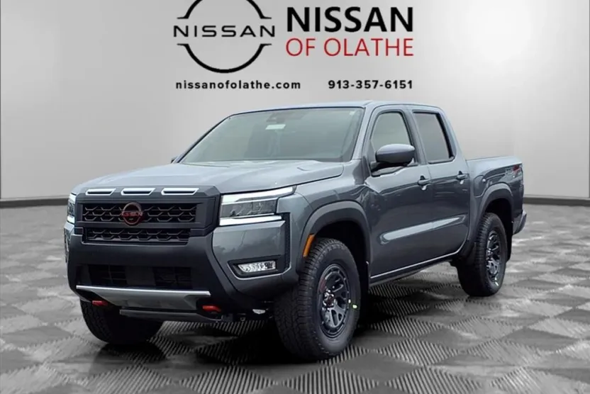 2025 Nissan Frontier PRO-4X photo 1