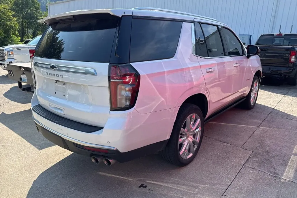 2023 Chevrolet Tahoe High Country photo 1