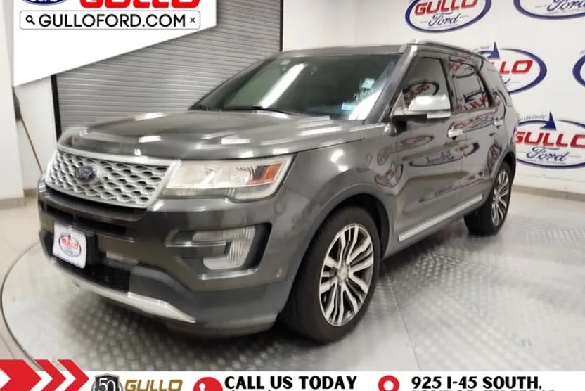 2017 Ford Explorer Platinum photo 1