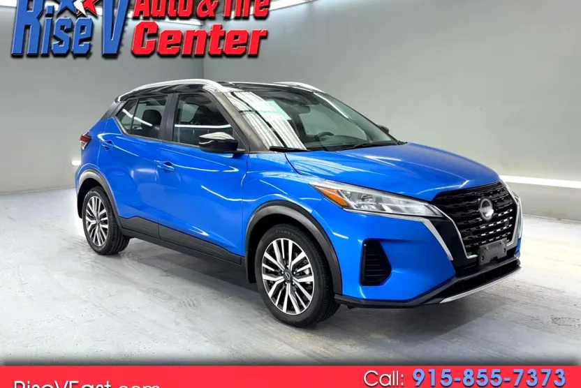 2023 Nissan Kicks SV photo 1