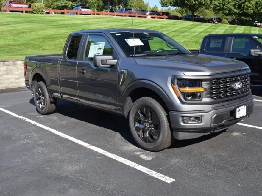 2025 Ford F-150 STX photo 1