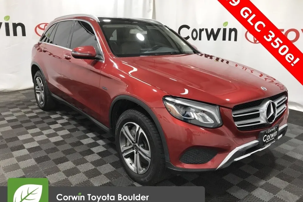 2019 Mercedes Benz GLC 350e photo 1