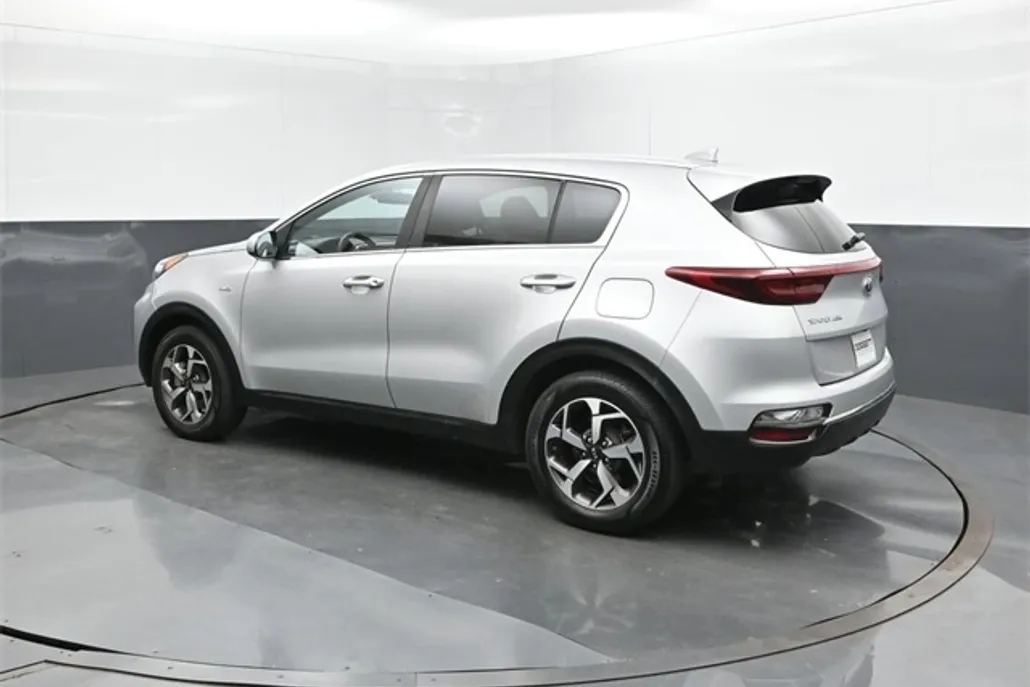 2020 Kia Sportage LX photo 1