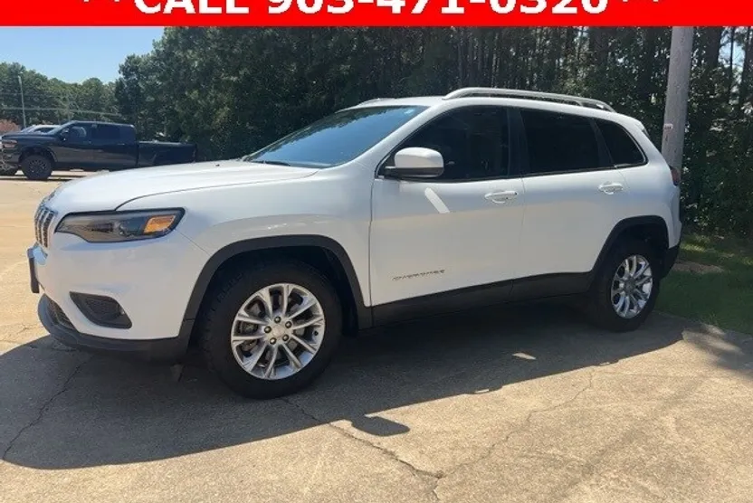 2019 Jeep Cherokee Latitude photo 1