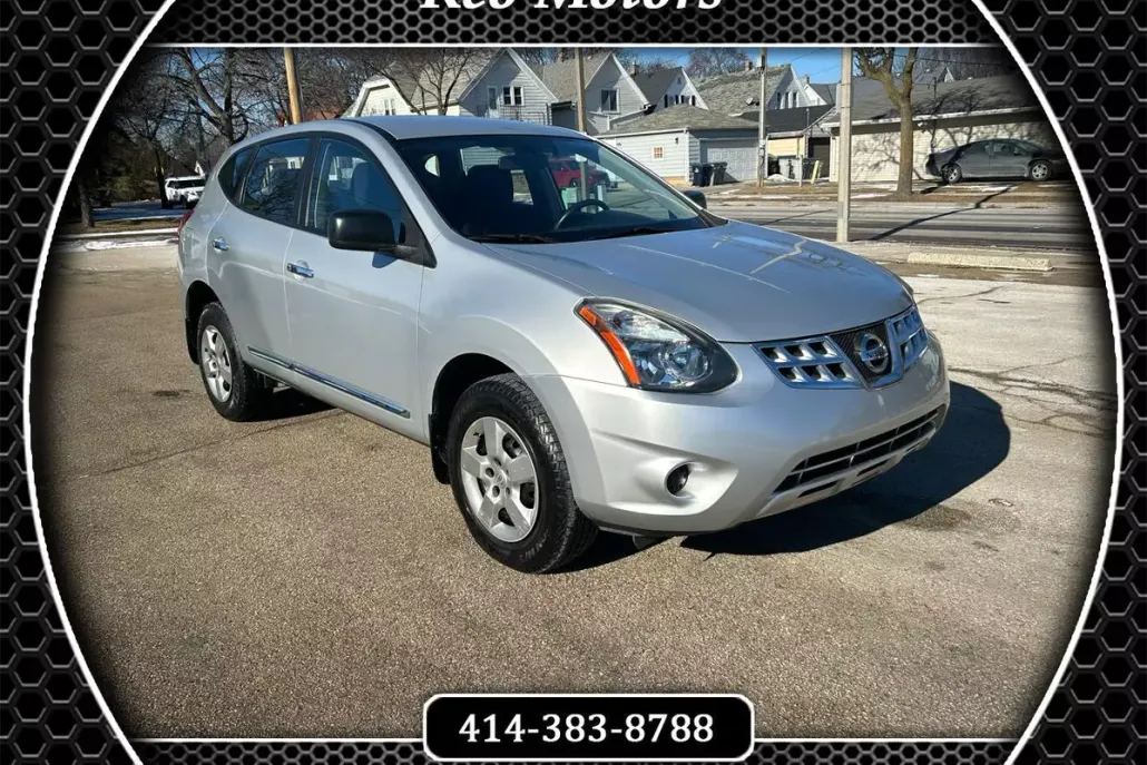 2014 Nissan Rogue Select photo 1