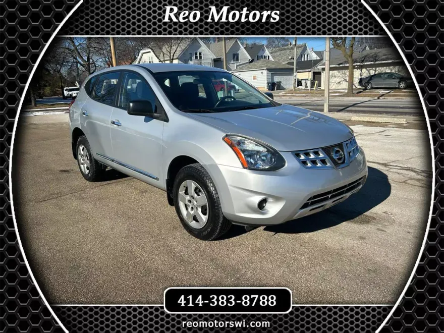 2014 Nissan Rogue Select photo 1