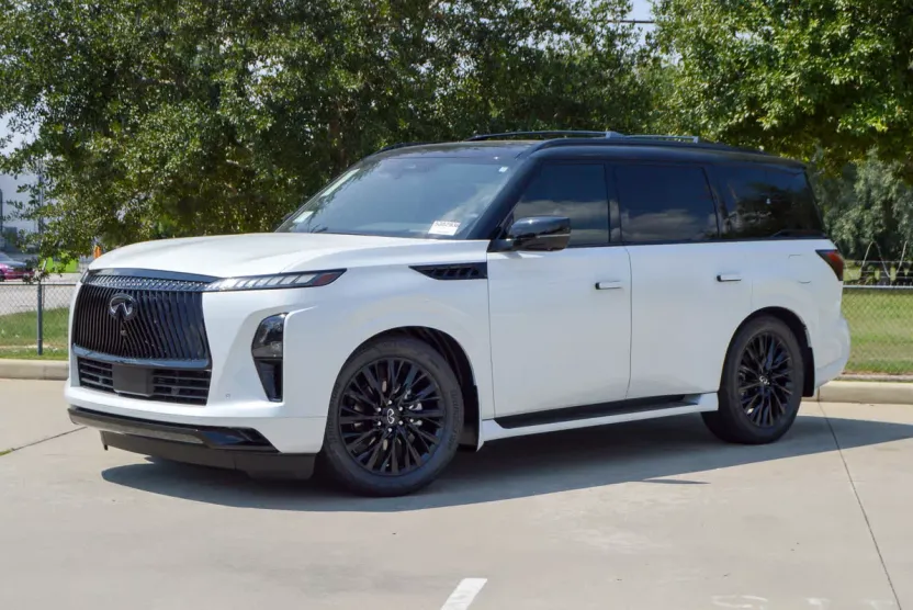 2026 Infiniti QX80 photo 1