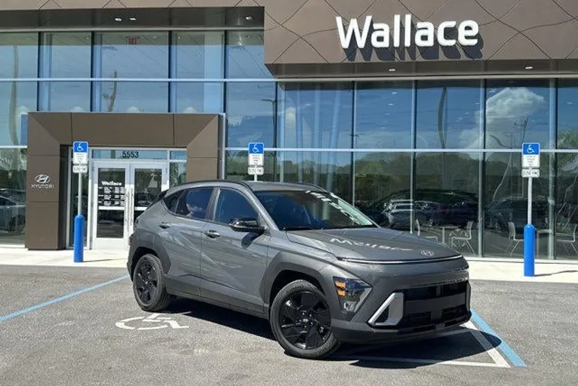 2026 Hyundai Kona SEL photo 1