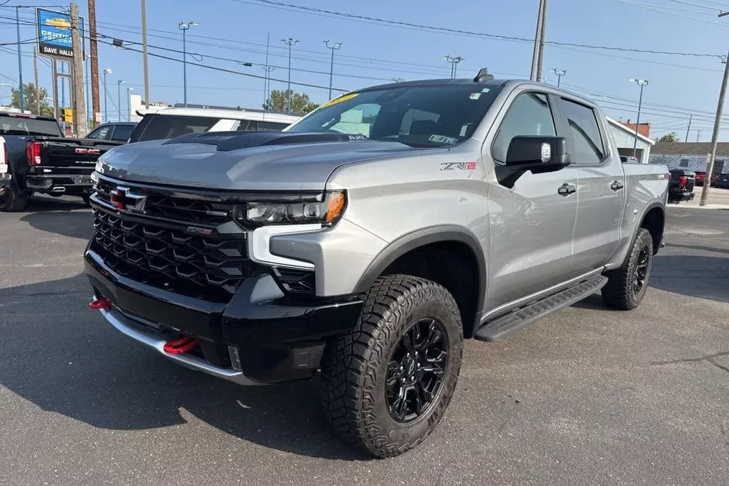 2023 Chevrolet Silverado 1500 ZR2 photo 1