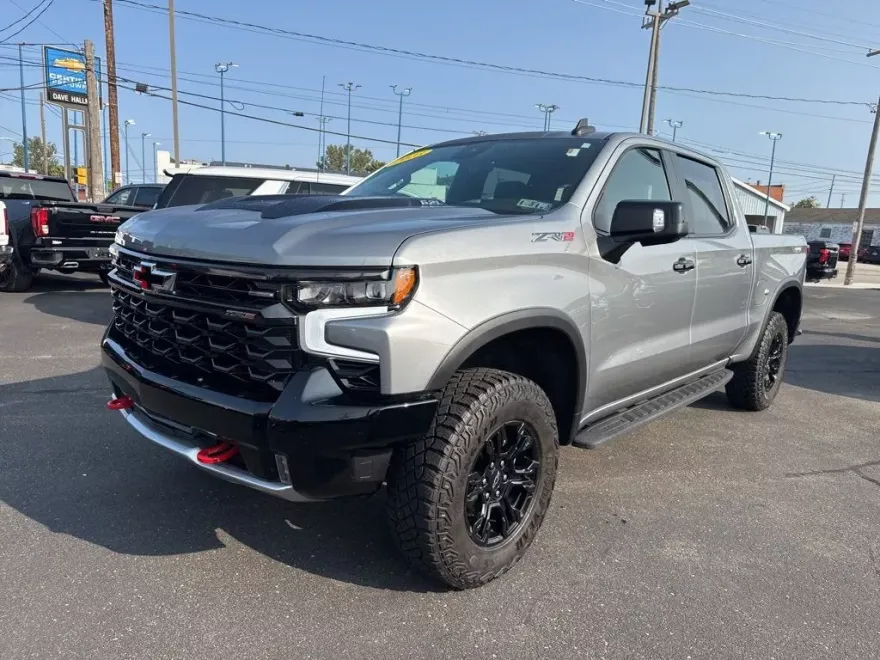 2023 Chevrolet Silverado 1500 ZR2 photo 1