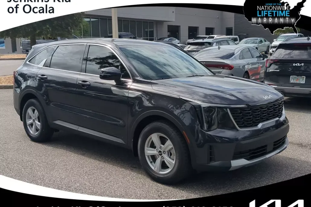 2026 Kia Sorento LX photo 1