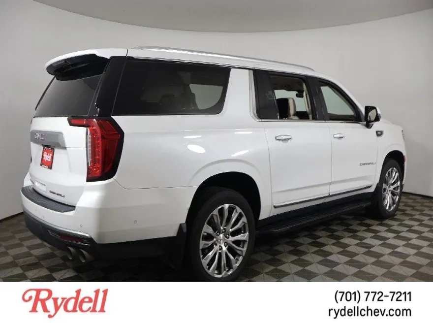 2023 Gmc Yukon XL Denali photo 1
