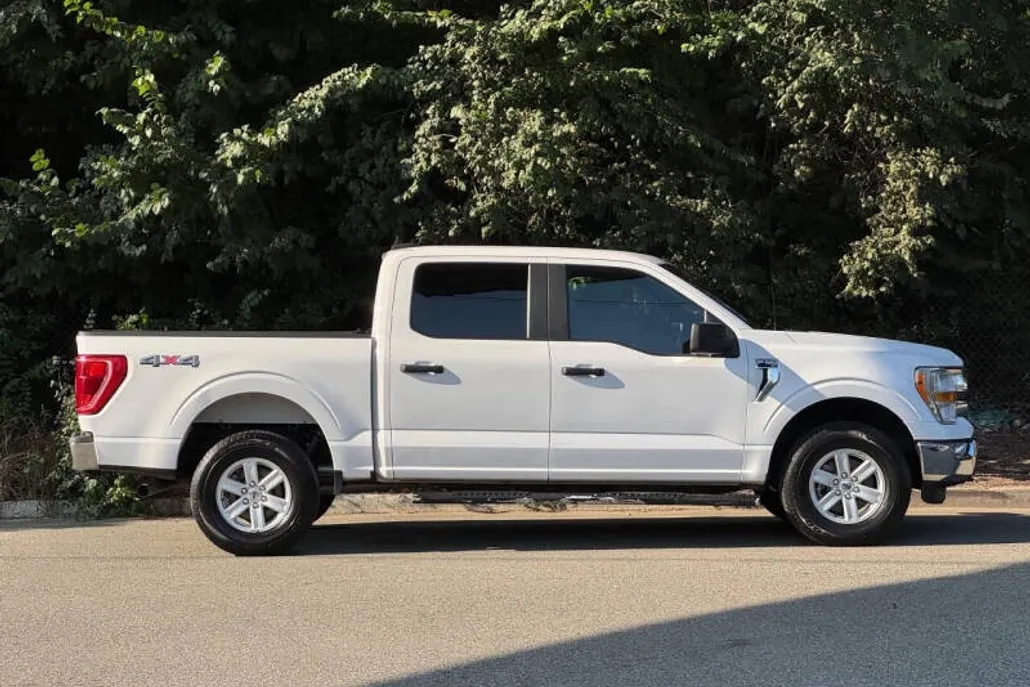 2021 Ford F-150 XLT photo 1