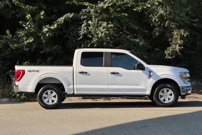 2021 Ford F-150 XLT photo 1