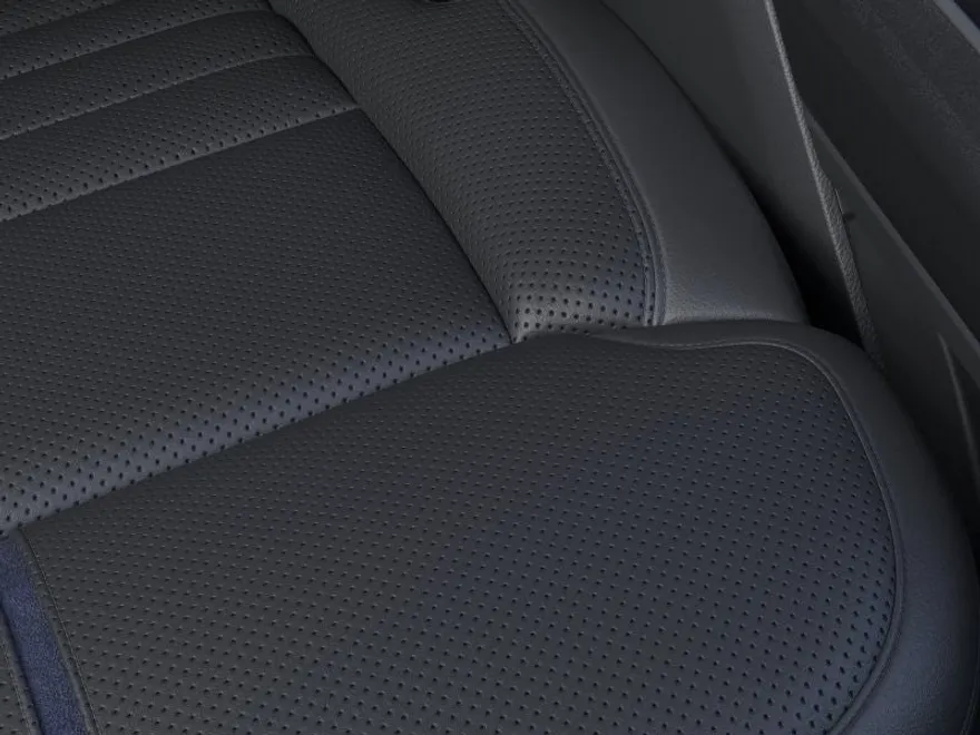 2025 Ford F-150 Platinum photo 16