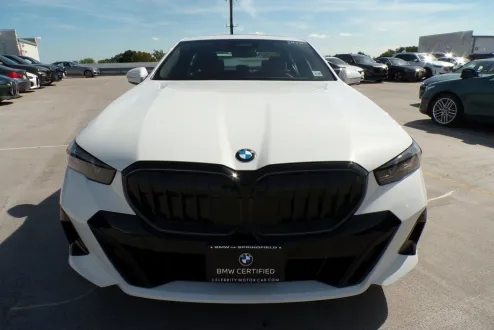 2025 Bmw 530i xDrive photo 2