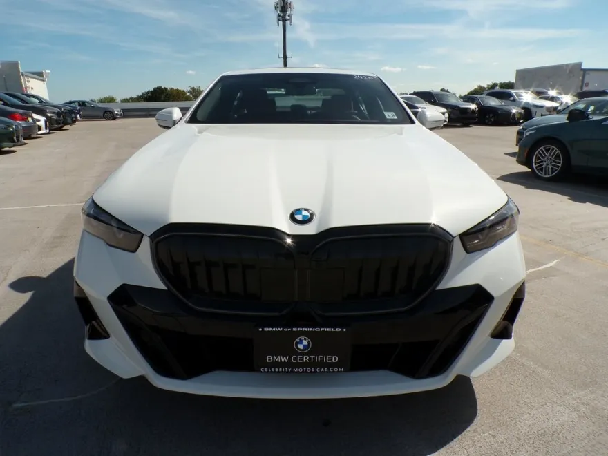 2025 Bmw 530i xDrive photo 2