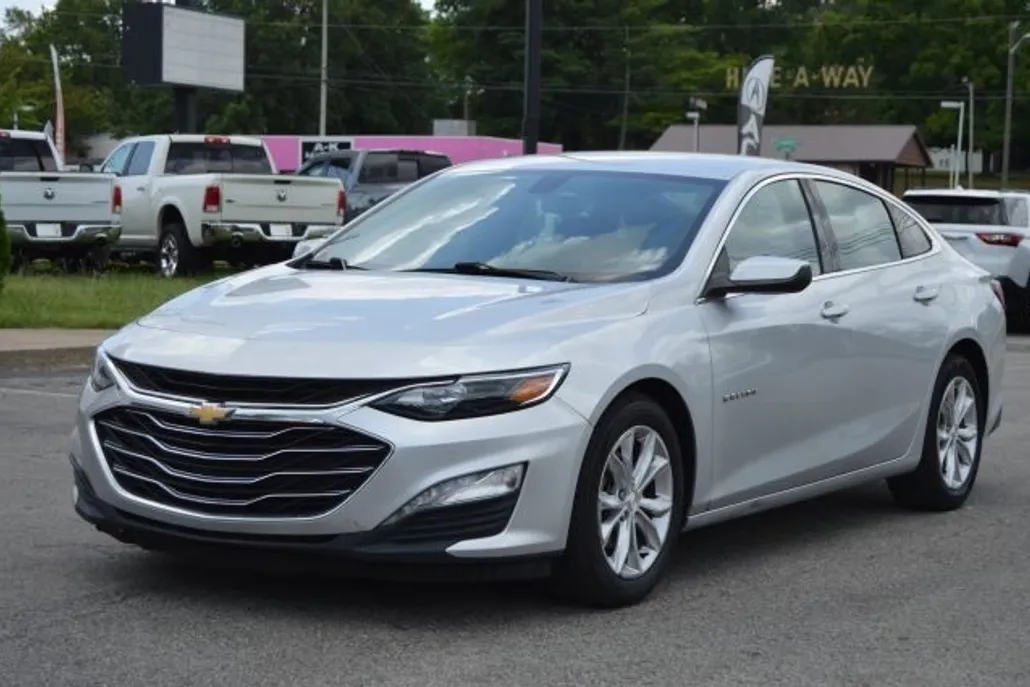 2019 Chevrolet Malibu 1LT photo 1