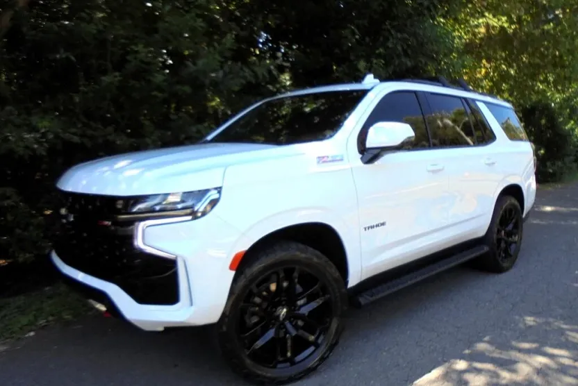 2022 Chevrolet Tahoe Z71 photo 1