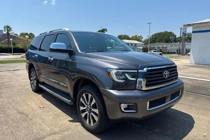 2018 Toyota Sequoia Limited photo 1